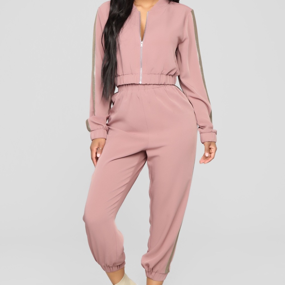 Fashion nova flossy fit lounge set